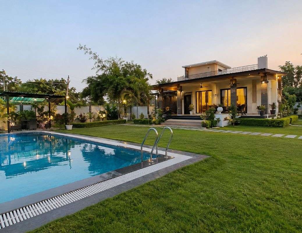 Farmhouses in Noida